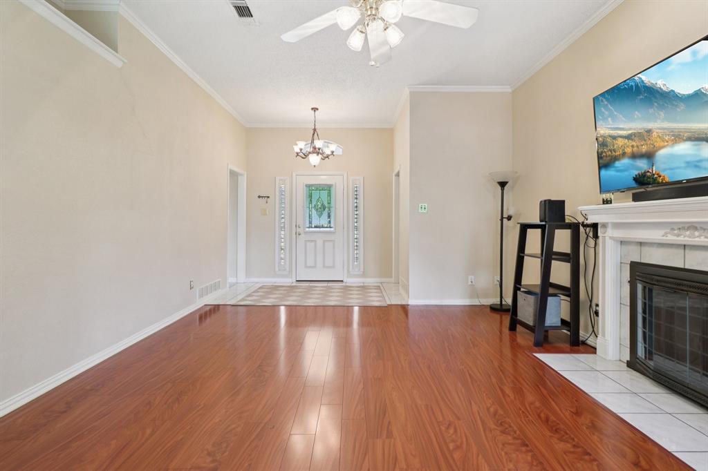409 Meadow Lane Property Photo 9