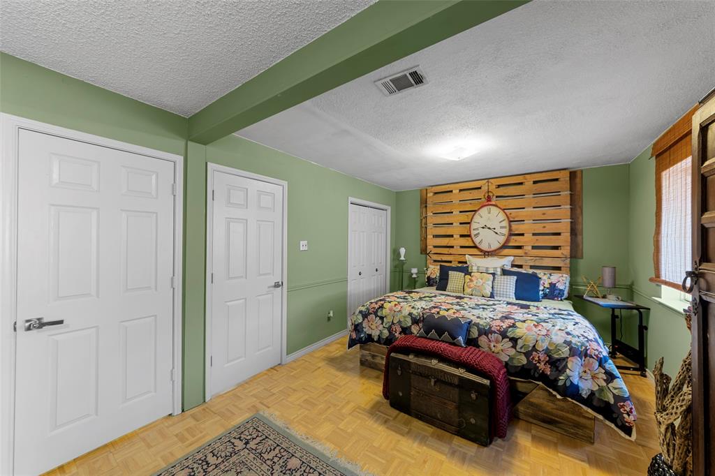 1517 Eastview Drive Property Photo 30