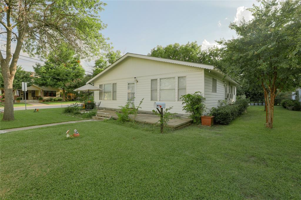 422 Smith Street Property Photo 1