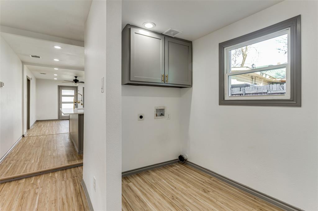 3309 Merrick Street Property Photo 8