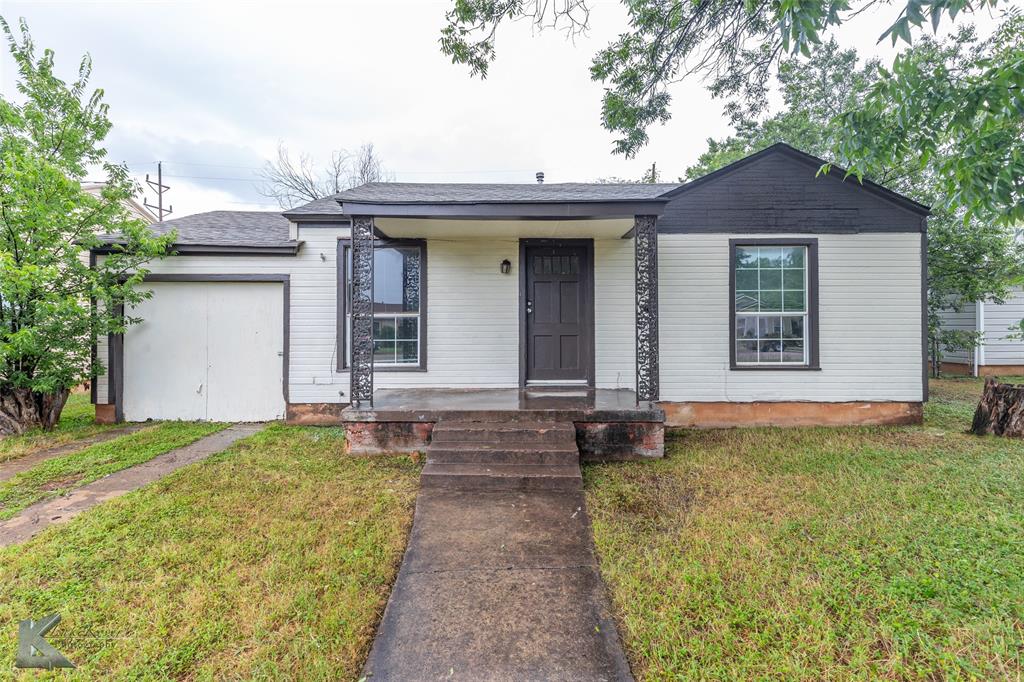1641 Marshall Street Property Photo 1