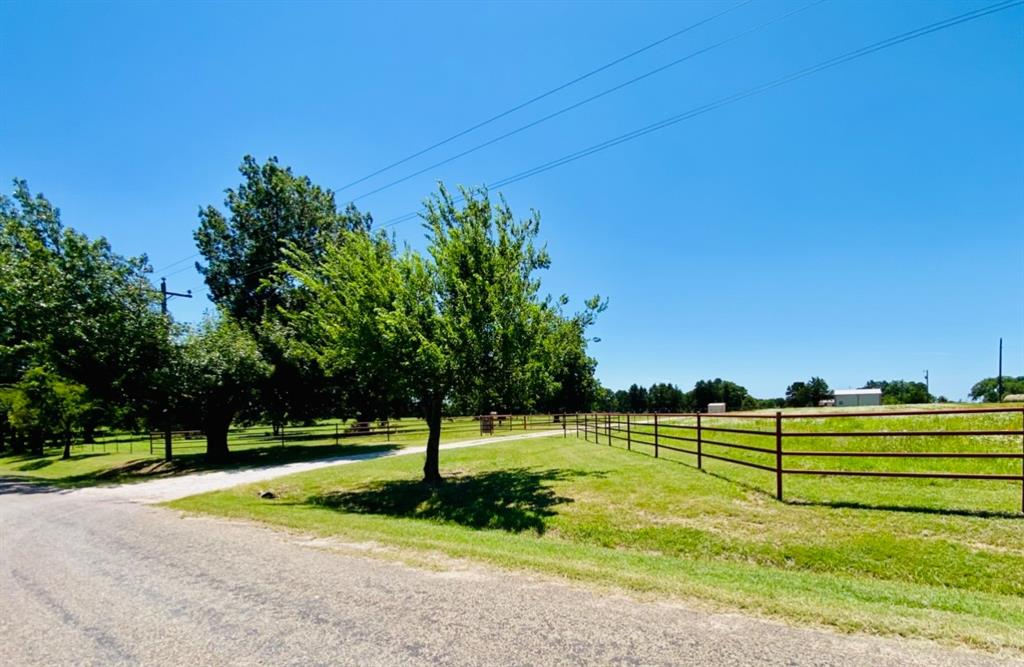 664 Earl Road Property Photo 2
