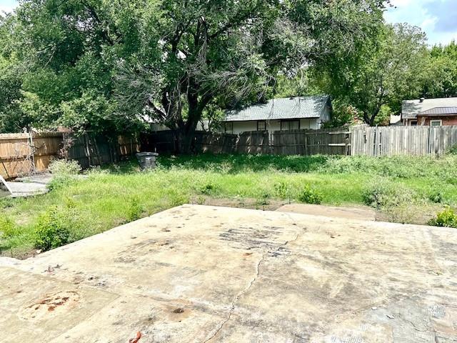 6016 Croftway Court Property Photo 5