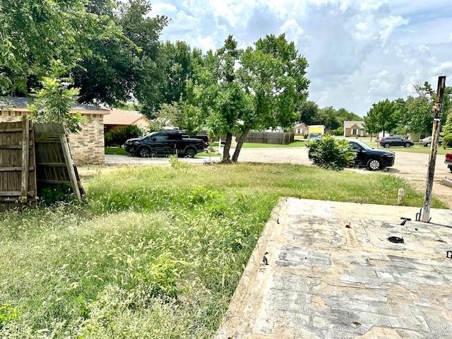 6016 Croftway Court Property Photo 8