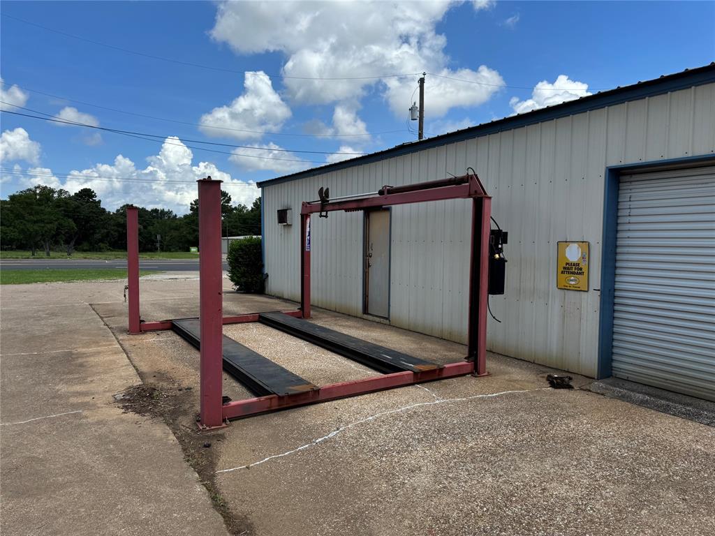 15083 State Highway 155 Property Photo 3
