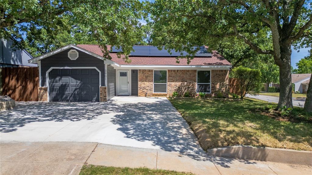 3901 Glengate Drive Property Photo 1