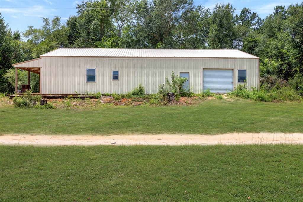 747 Fcr 301 Property Photo 1