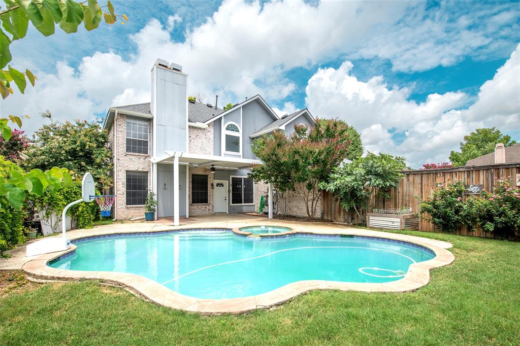 707 Cottonwood Bend Drive Property Photo 1