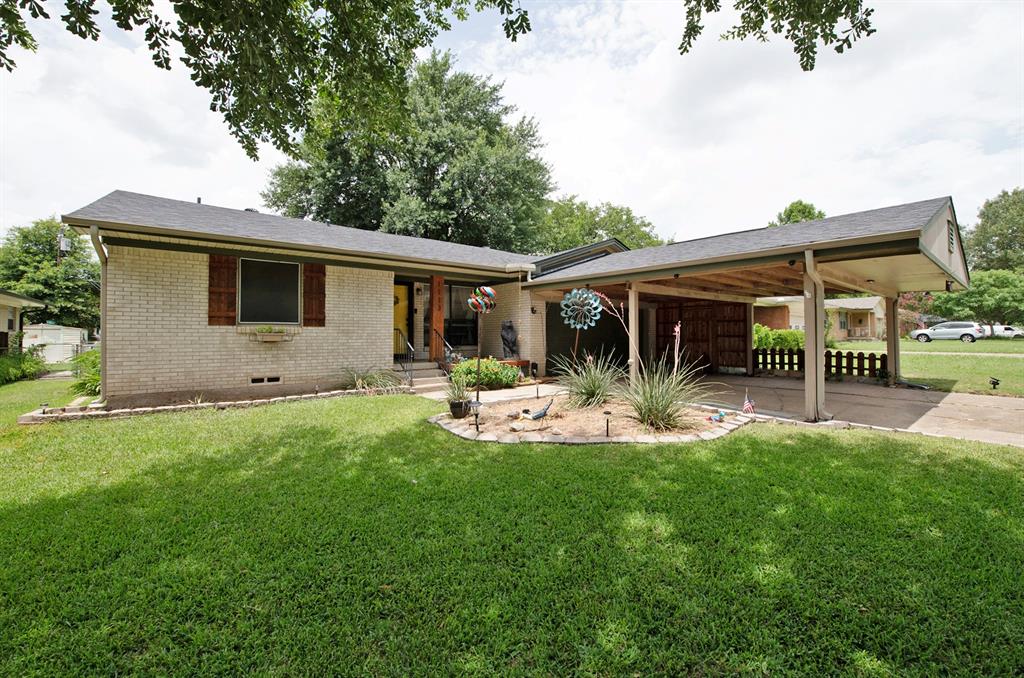 1113 Tosch Lane Property Photo 1