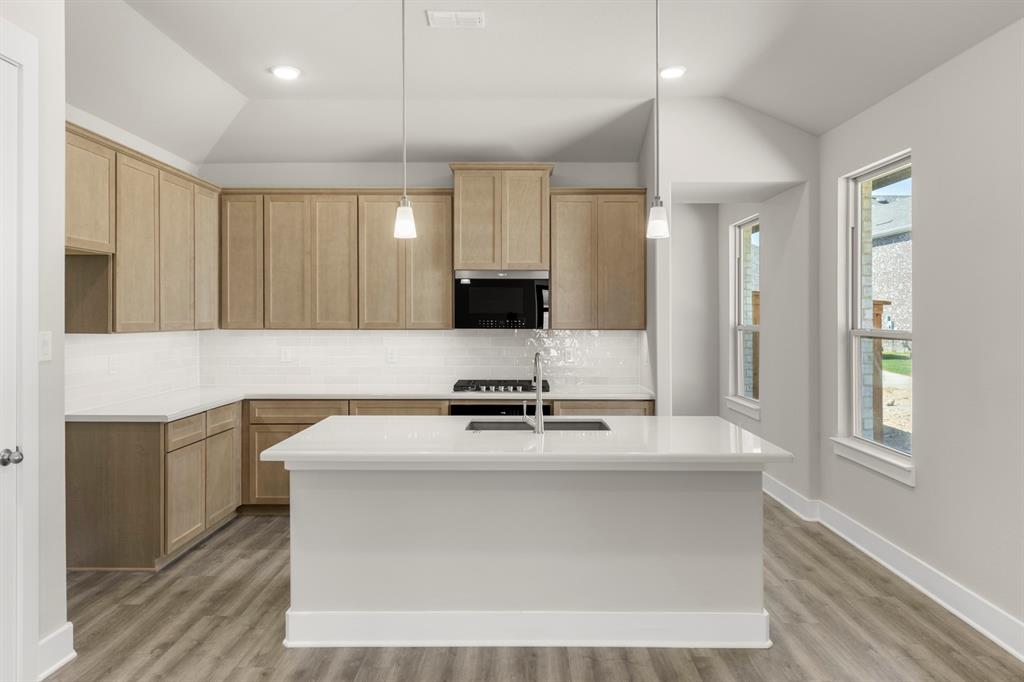 1429 Tipperary Drive Property Photo 5