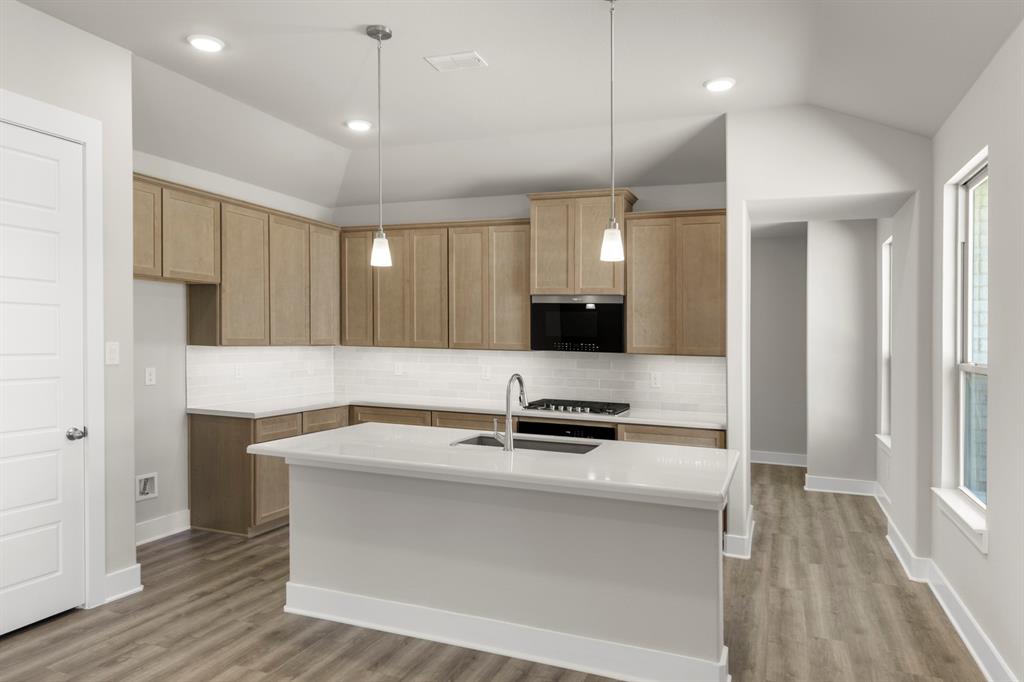 1429 Tipperary Drive Property Photo 6