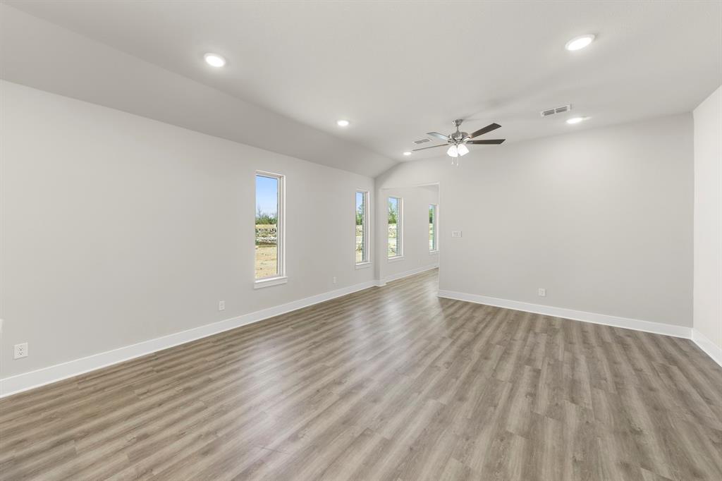 1429 Tipperary Drive Property Photo 12