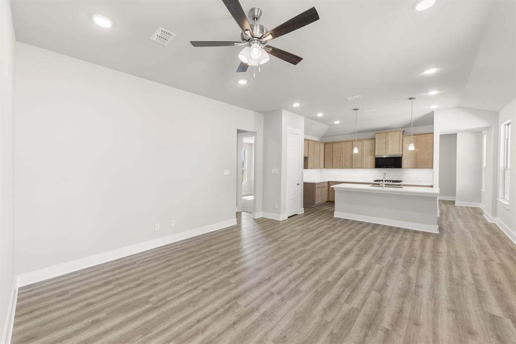 1429 Tipperary Drive Property Photo 14