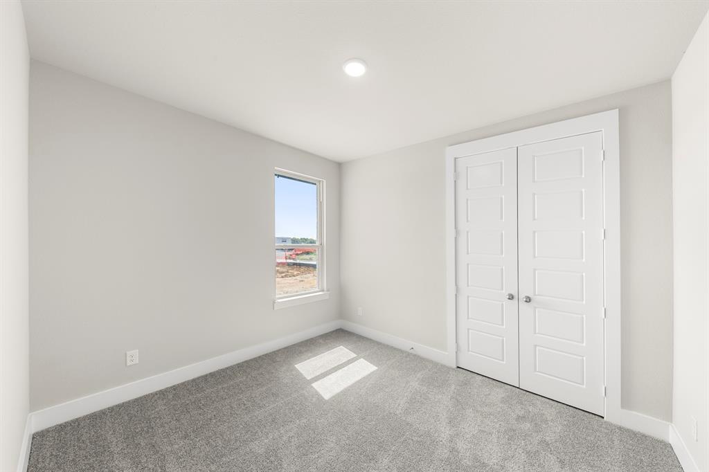 1429 Tipperary Drive Property Photo 16