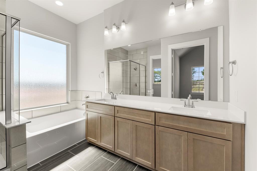 1429 Tipperary Drive Property Photo 22