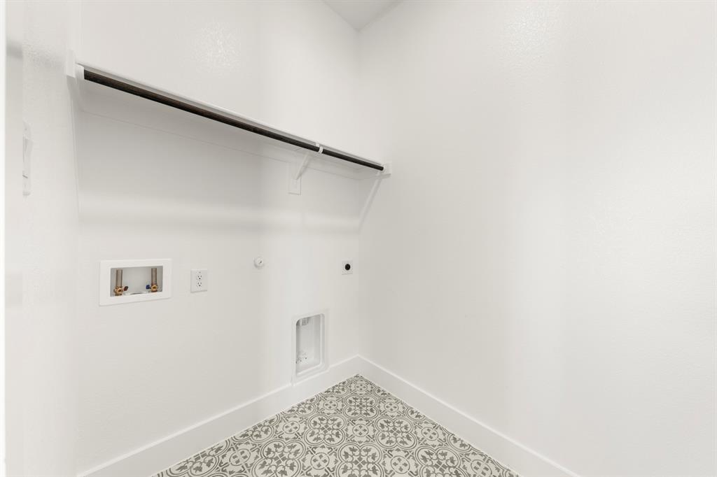 1429 Tipperary Drive Property Photo 26