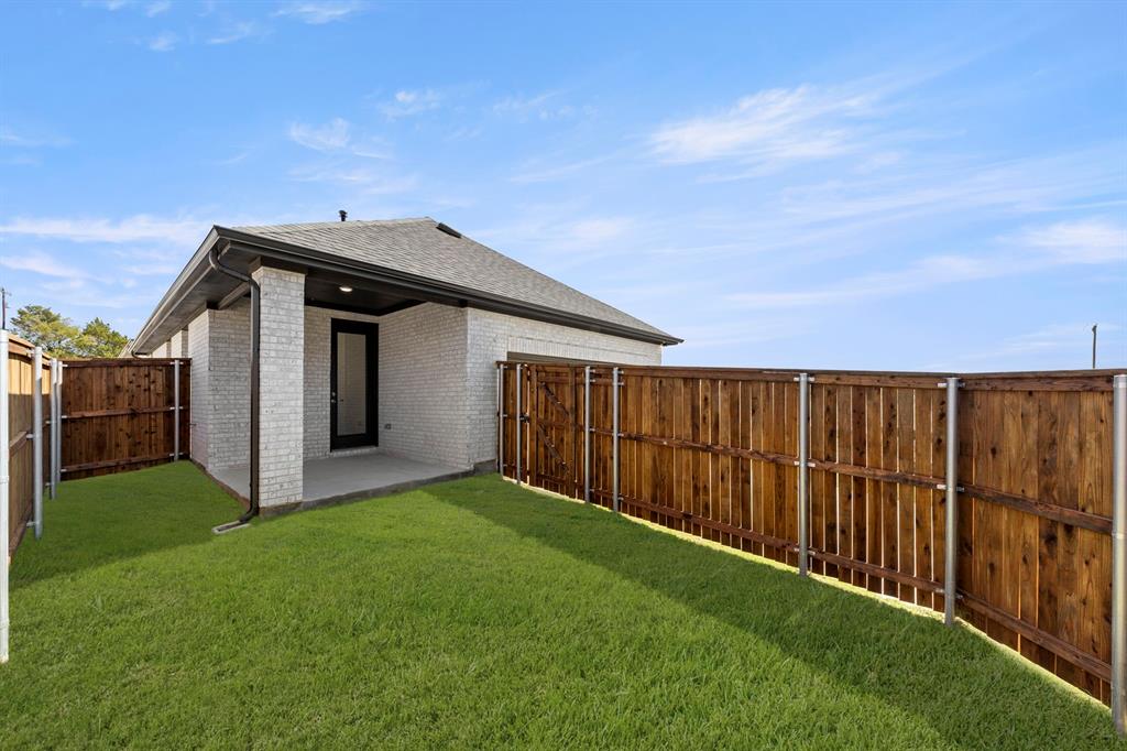 1429 Tipperary Drive Property Photo 29