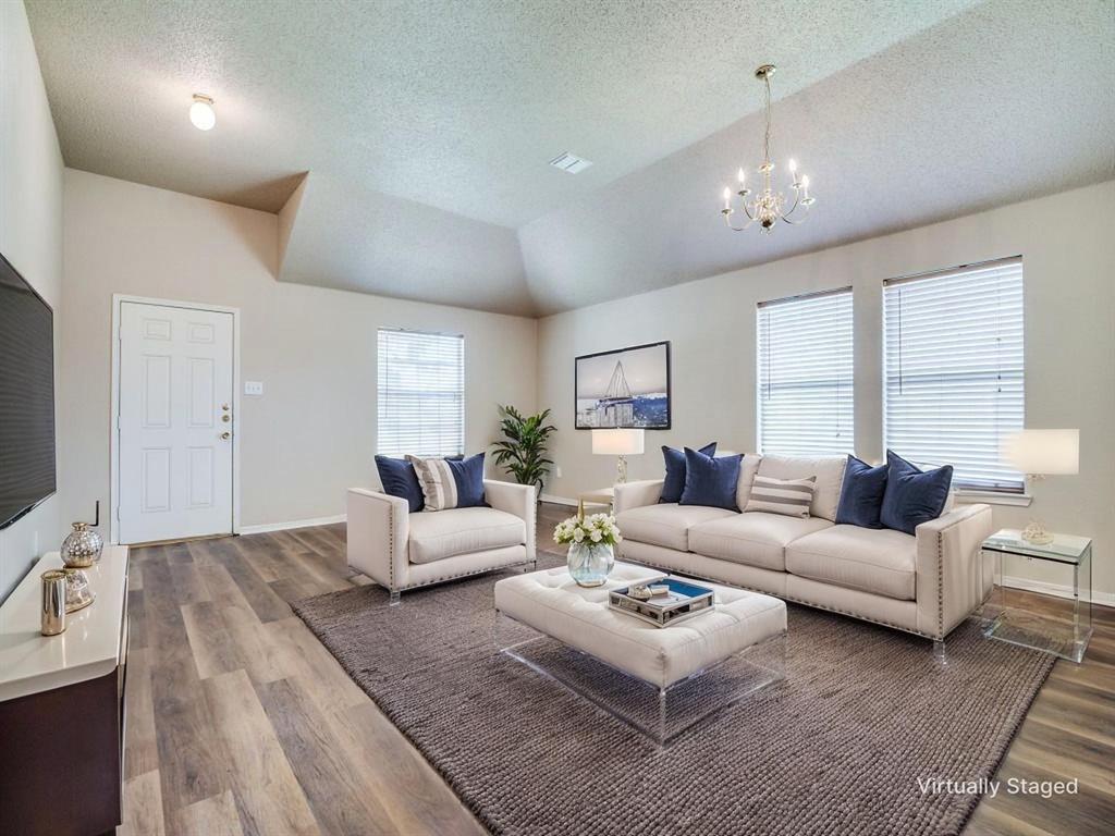 2020 Northridge Drive Property Photo 3