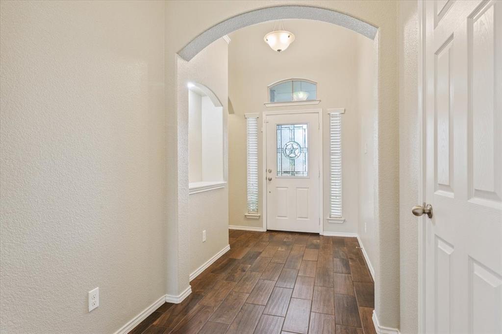 5301 Tama Drive Property Photo 6