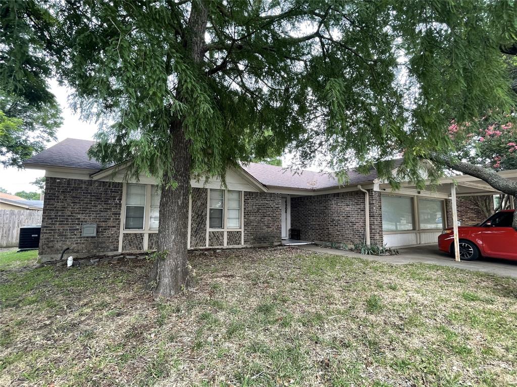 6905 Yorkston Street Property Photo 1