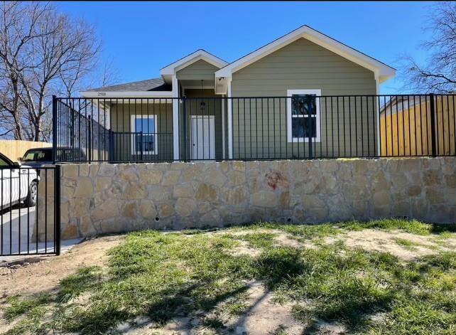 2918 Lee Avenue Property Photo 1