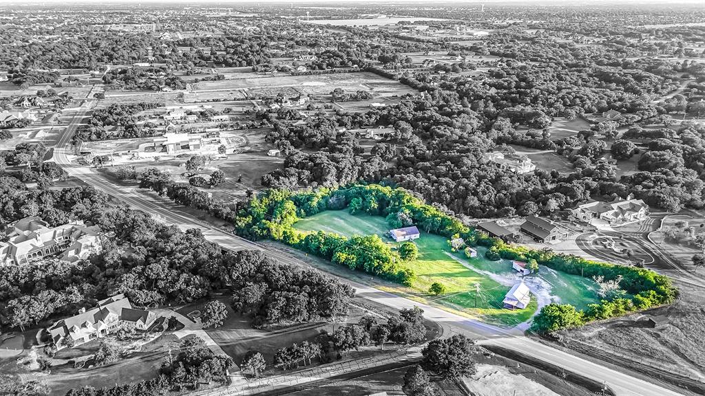 2485 Country Club Road Property Photo 1