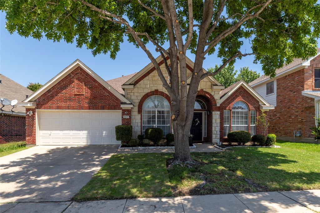 5517 Lawnsberry Drive Property Photo 1