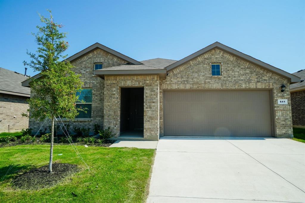 641 Basteen Property Photo 1