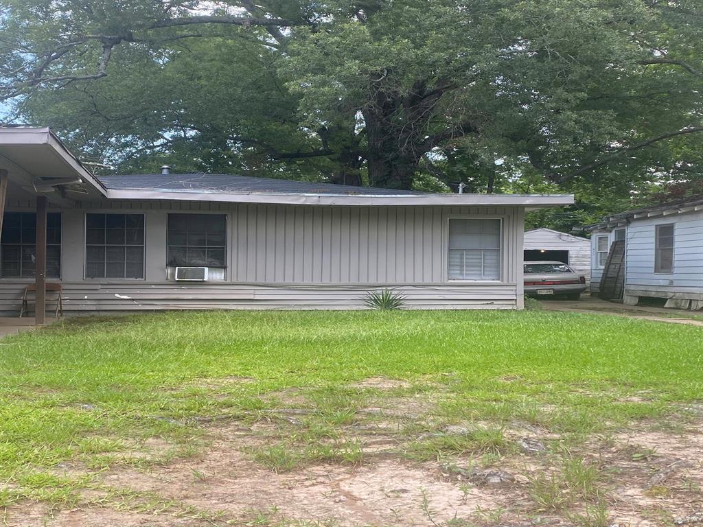 2946 Midway Street Property Photo 1