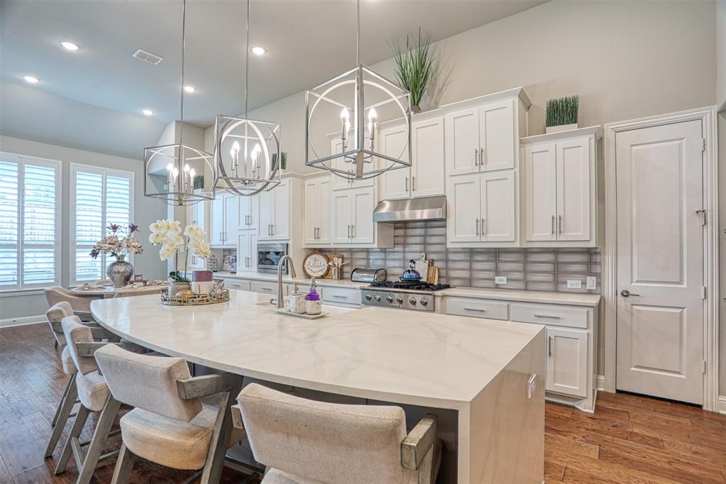 2101 Longmont Lane