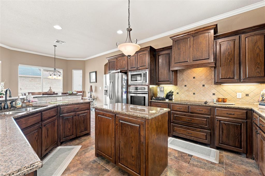 845 W County Line Road Property Photo 10