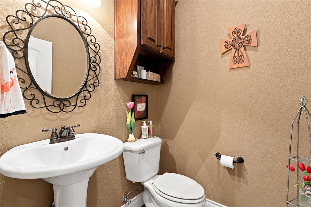 845 W County Line Road Property Photo 26