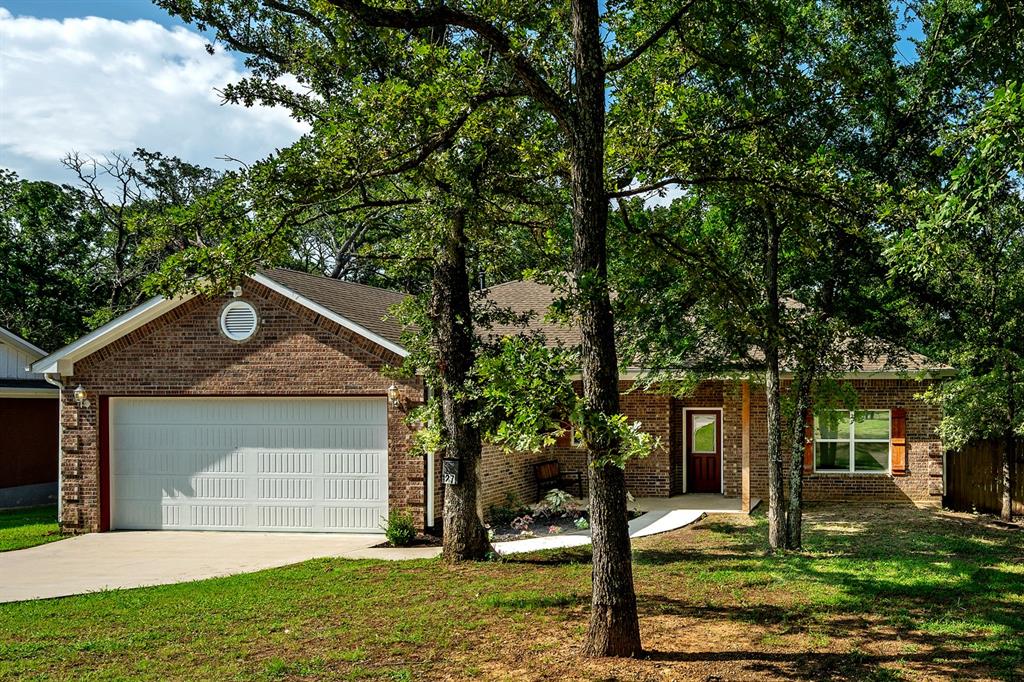27 Circle Drive Property Photo 1