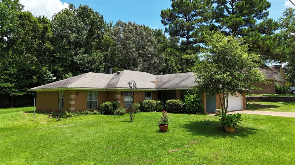 10203 Crestview Drive Property Photo 1