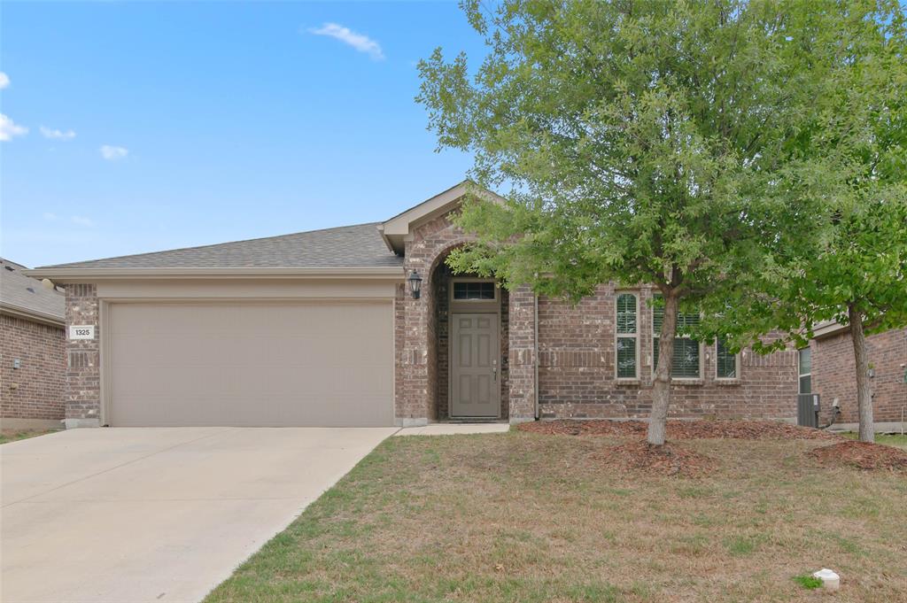 1325 Trumpet Drive Property Photo 1