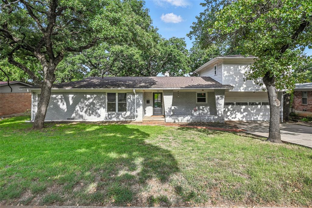 1404 Briarwood Boulevard Property Photo 1