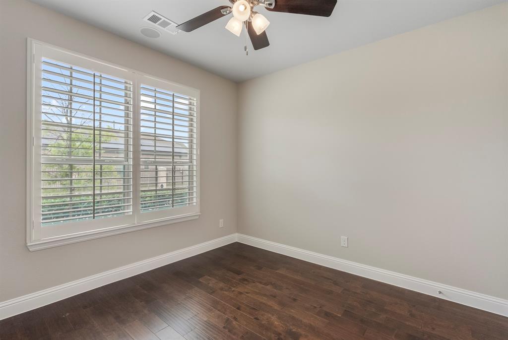 1110 Amber Rose Way Property Photo 9