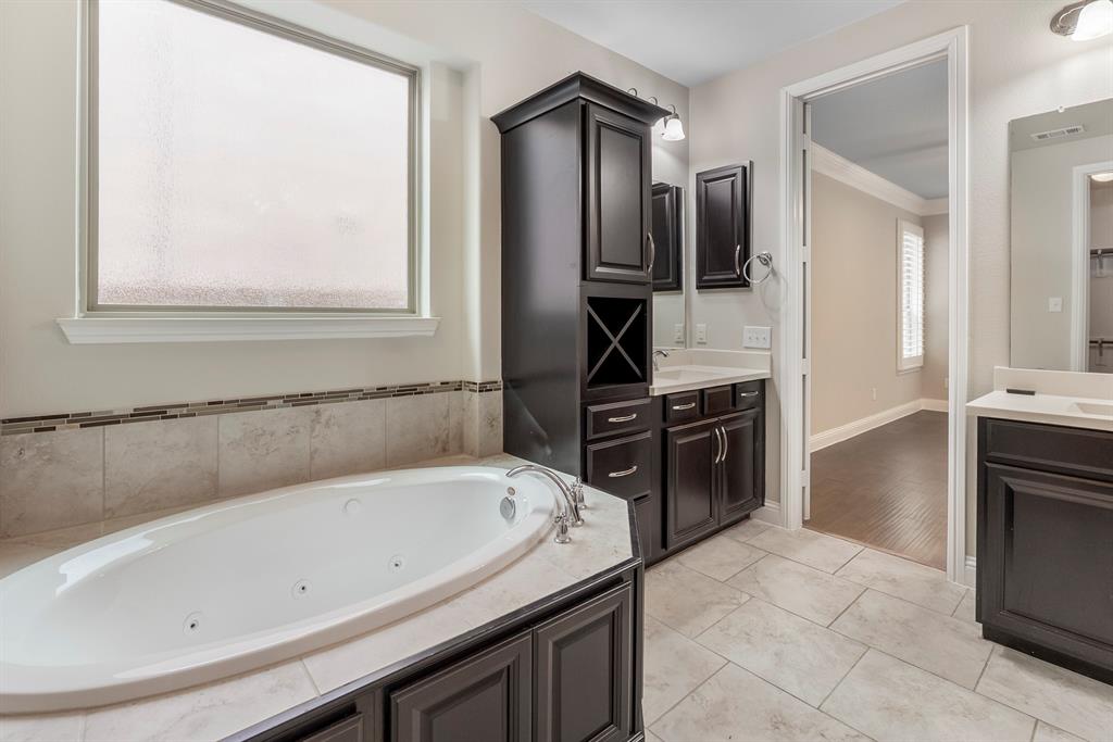 1110 Amber Rose Way Property Photo 14