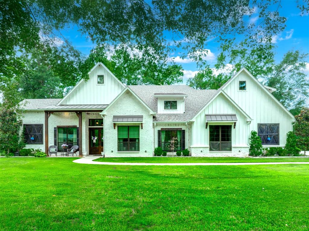 14008 Fm 346 Property Photo 1