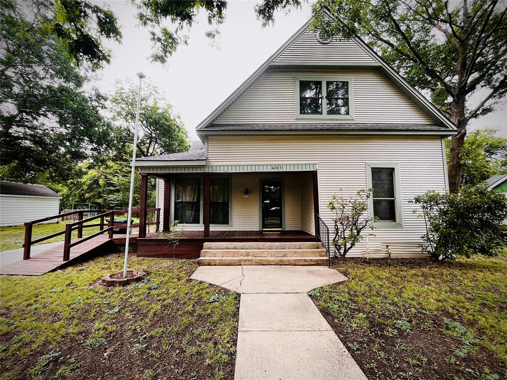401 W Maple Street Property Photo 1