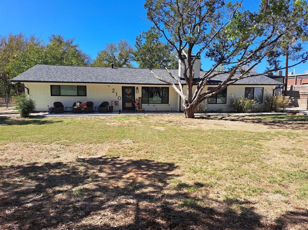 210 Davis Road Property Photo 1