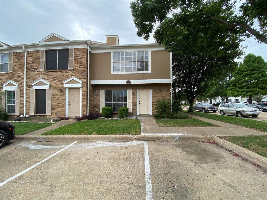721 Lee Street 12 Property Photo 1