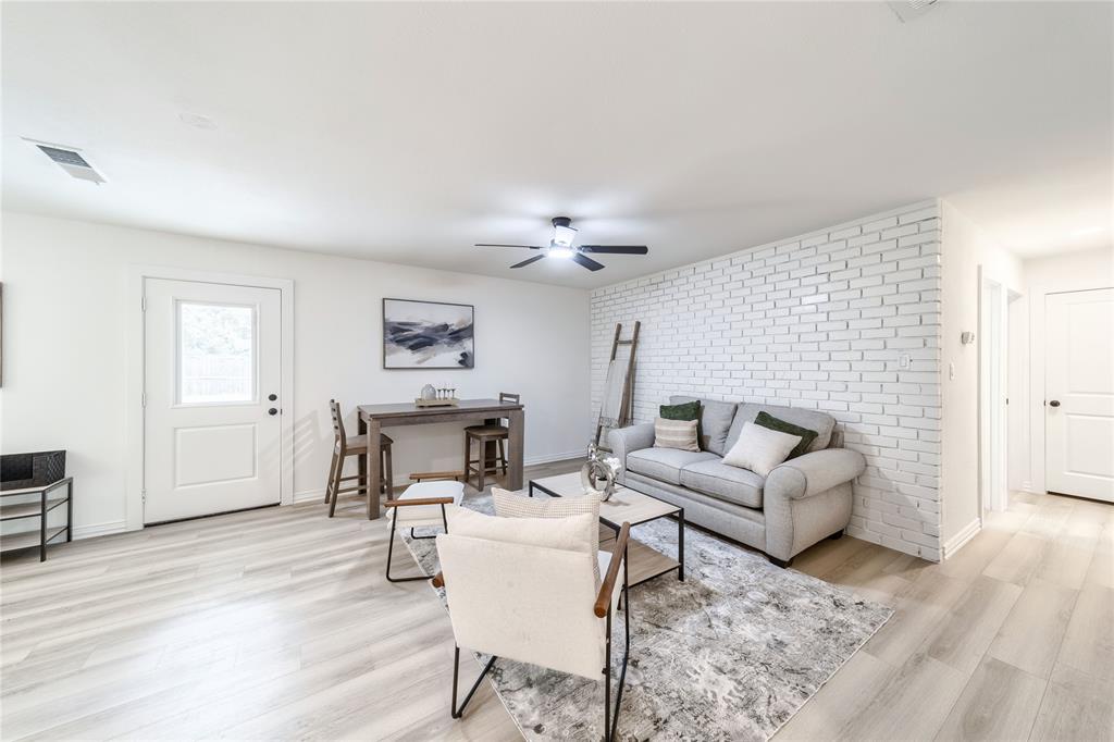 1241 Neptune Drive Property Photo 1