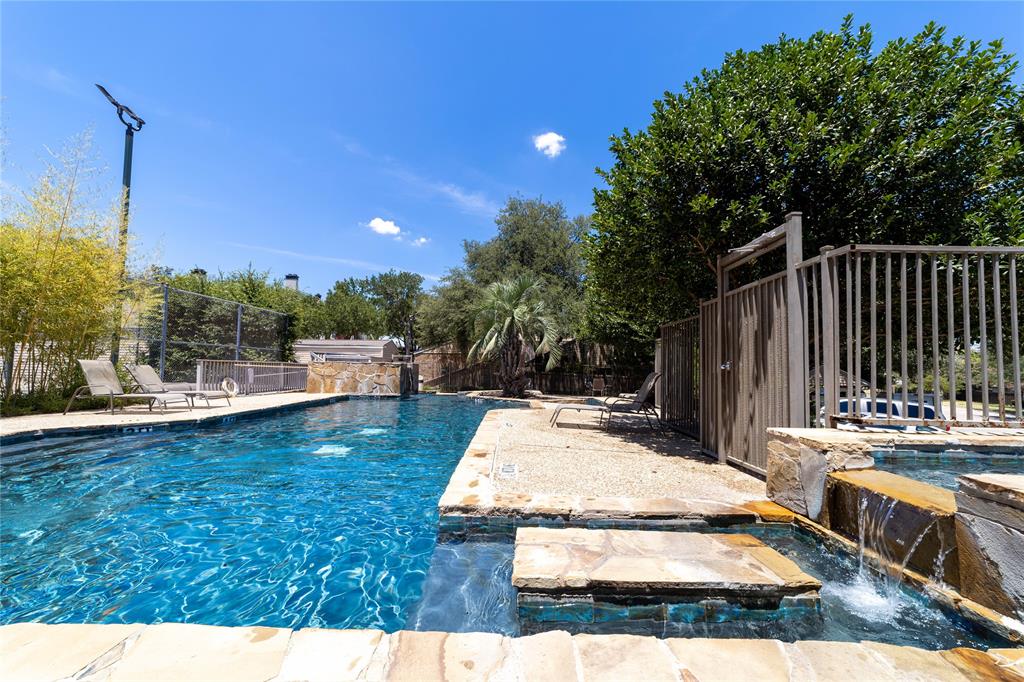 5565 Preston Oaks Road 130 Property Photo 1