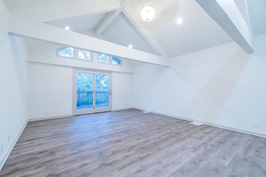 598 Stagecoach Trail Property Photo 25