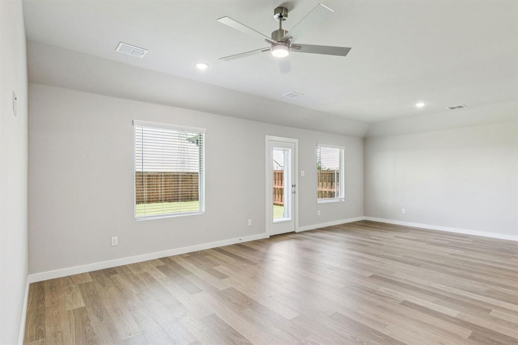 2483 Adenmore Lane Property Photo 13