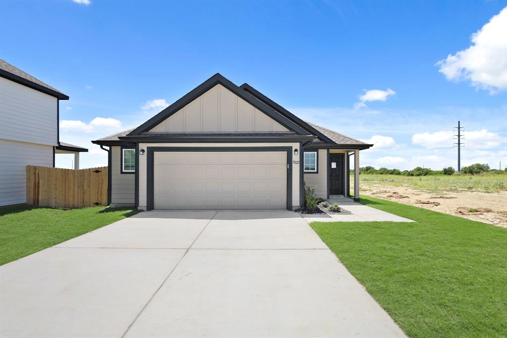 7021 Trestle Street Property Photo 1