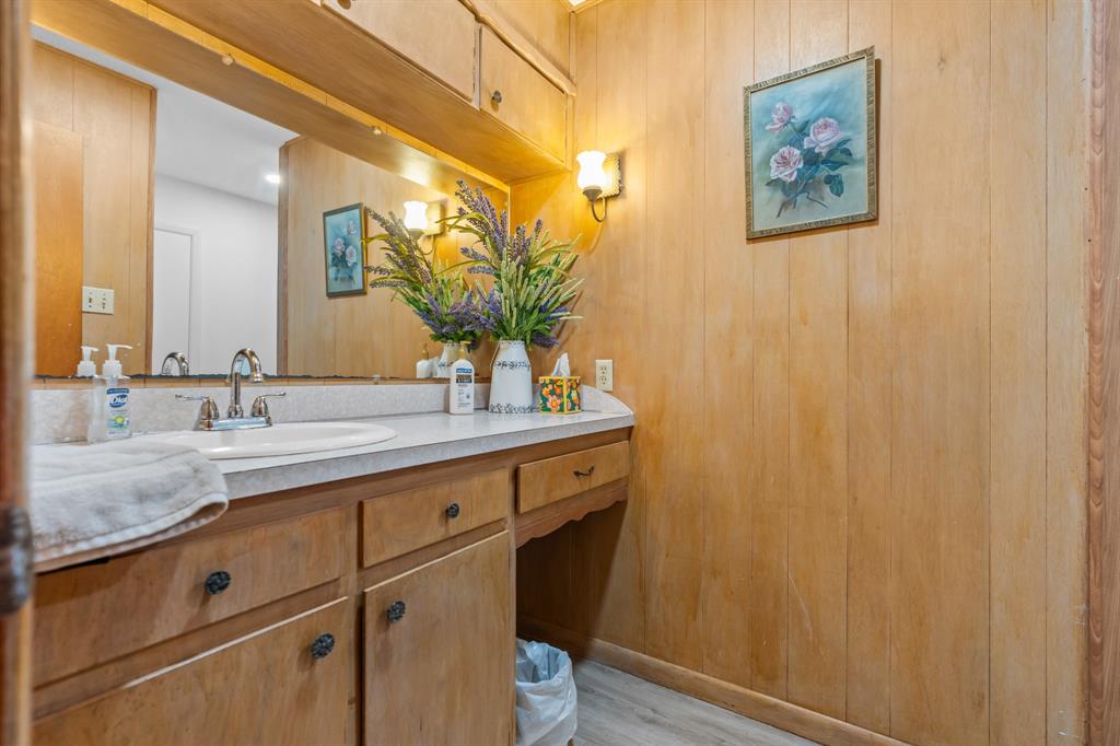 5315 Fm 932 Property Photo 13