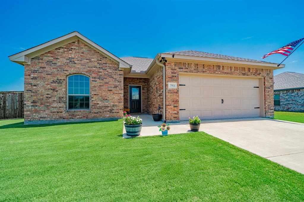 2901 Emma Lane Property Photo 1