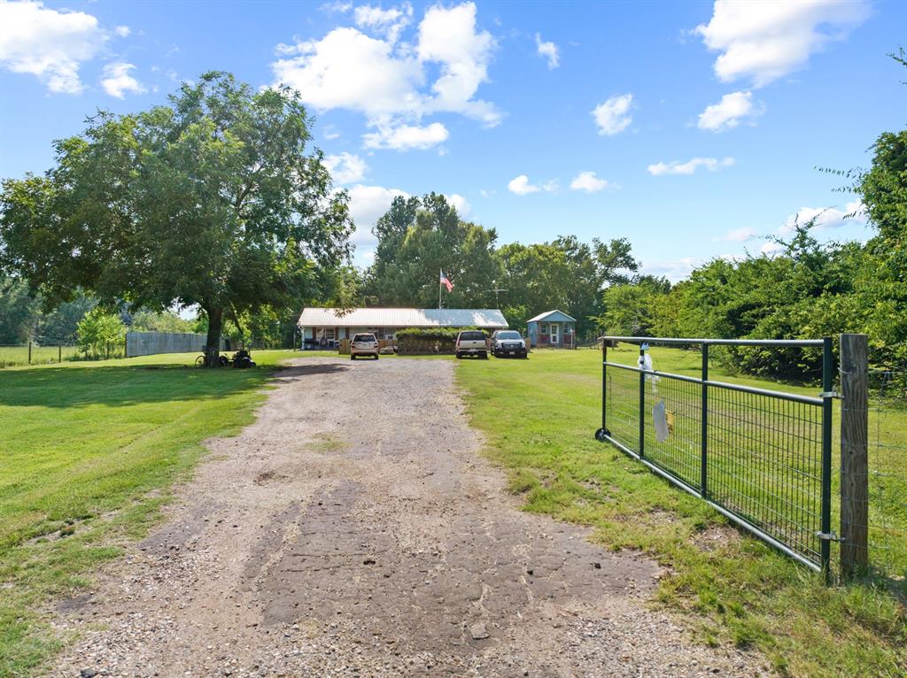 2084 Fm 21 Property Photo 1
